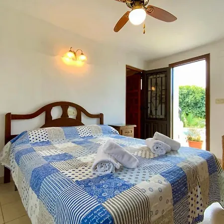 Villa La Madrugada - Luxury With Sea Views And Private Heated Pool Moraira