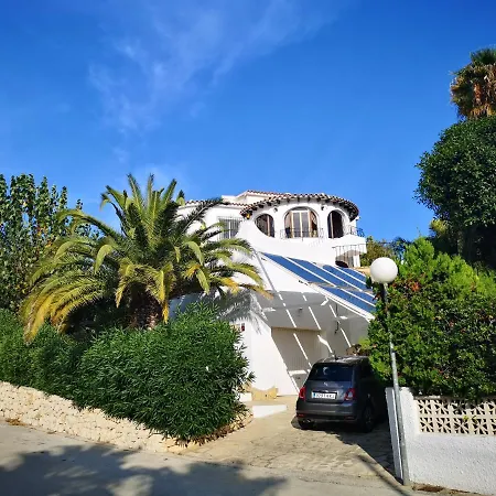 Villa La Madrugada - Luxury With Sea Views And Private Heated Pool Moraira