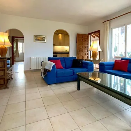 La Madrugada - Luxury With Sea Views And Private Heated Pool Villa